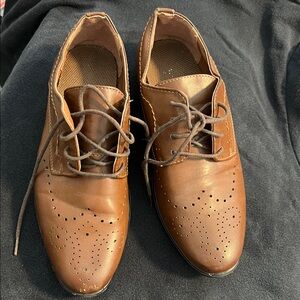 Classic Brown Men's Dress Shoes